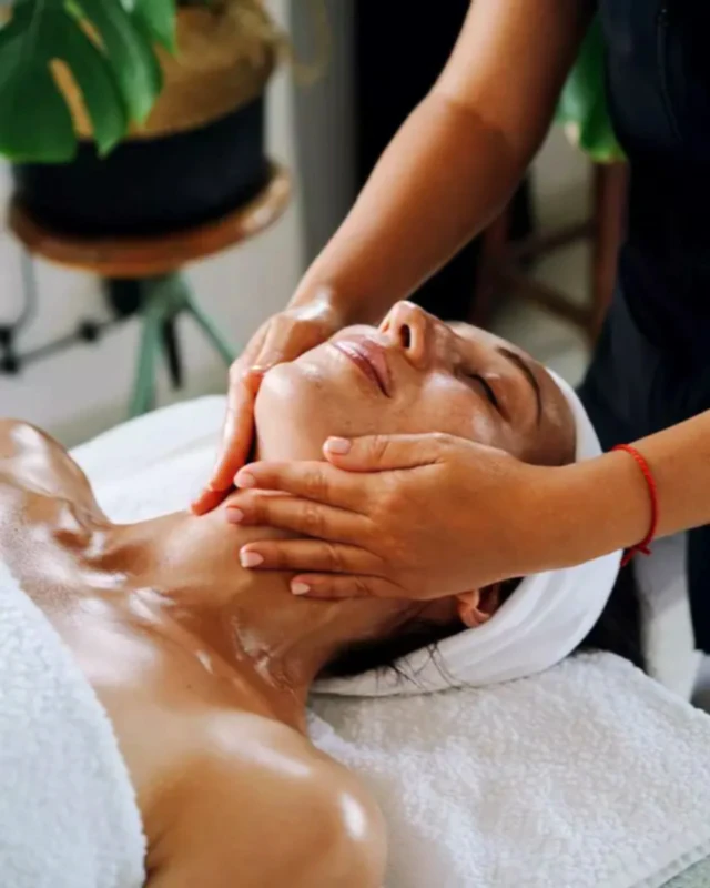calming face massage
